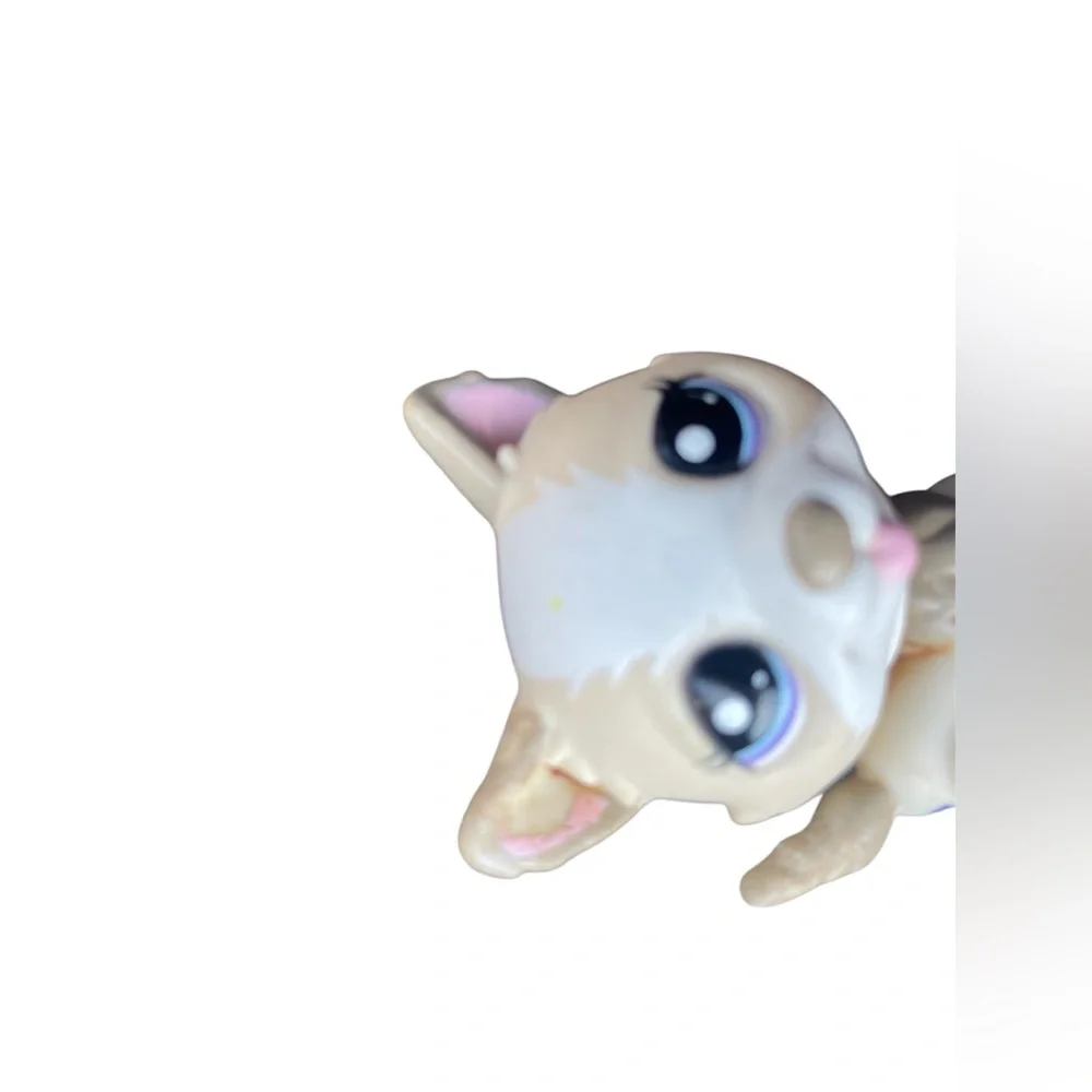 Authentic Littlest Pet Shop LPS #1817 Siberian HUSKY Cream White Dog Purple Eyes